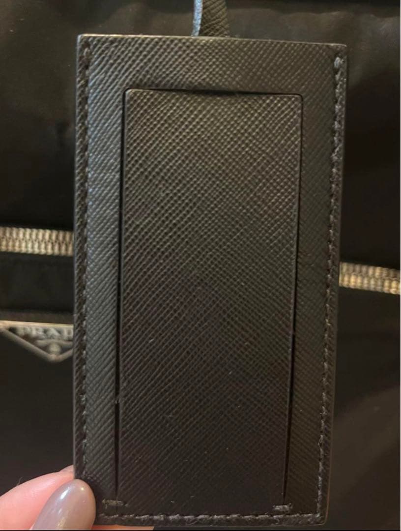 プラダ　キャリーケース