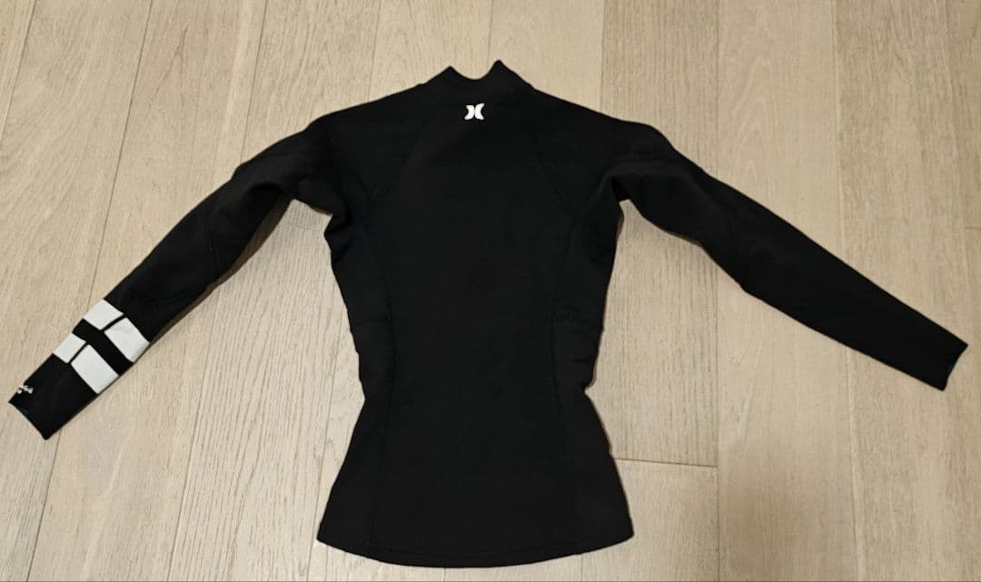 Hurley 1㎜ タッパー レディース Mサイズ 値下げなしです。