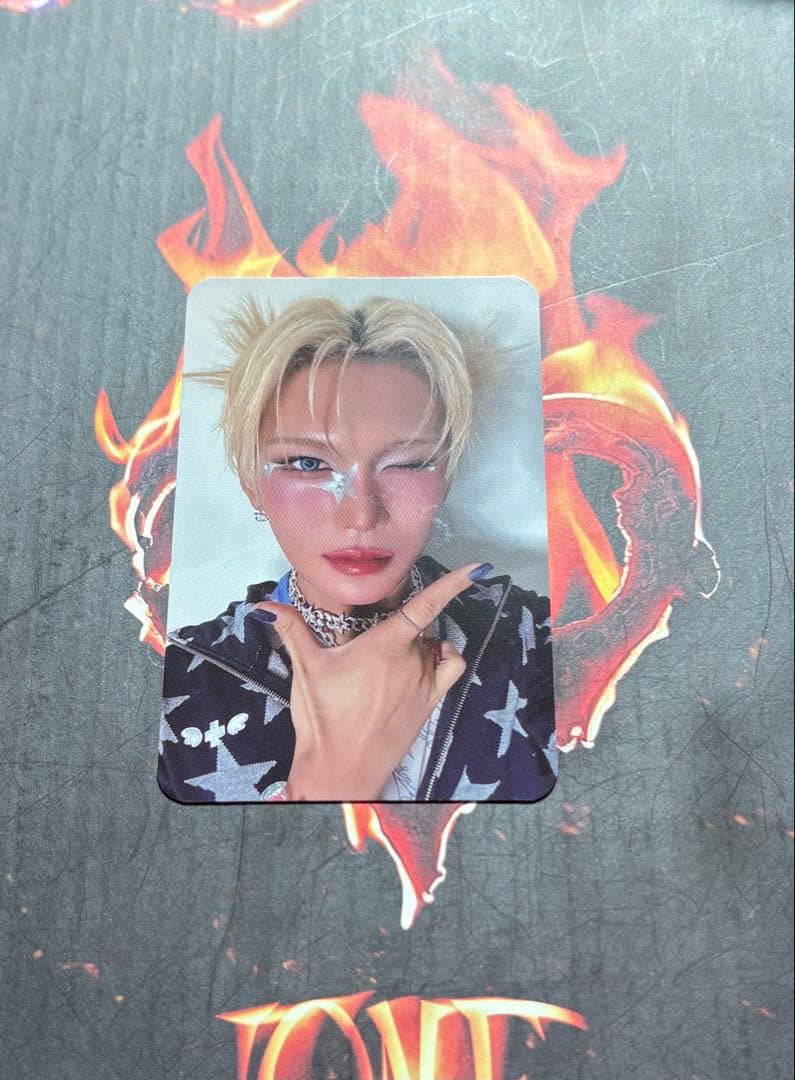 XLOV ヒョン トレカ - メルカリ