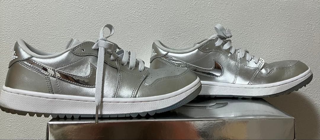 エアジョーダン　ゴルフシューズ　シルバー