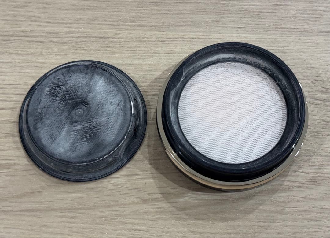 クレ・ド・ポー ボーテ　プードルトランスパラントｎ Ｍ