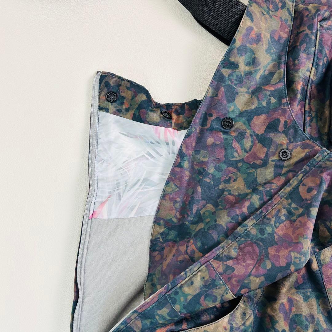 2520【極美品】43Degrees ビブパンツ レディース スノボウェア 花柄