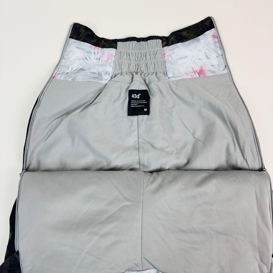 2520【極美品】43Degrees ビブパンツ レディース スノボウェア 花柄