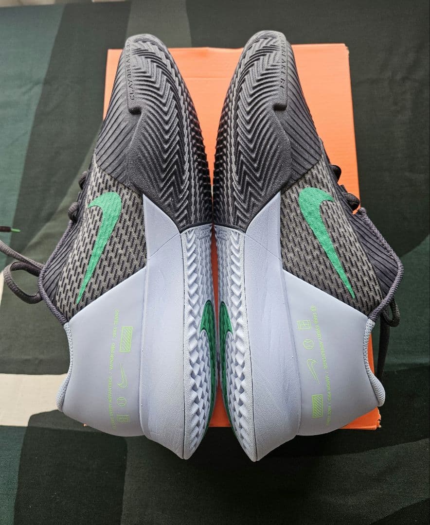 【専用です】NIKE　テニスシューズ　ヴェイパープロ2　クレイ　27.5cm