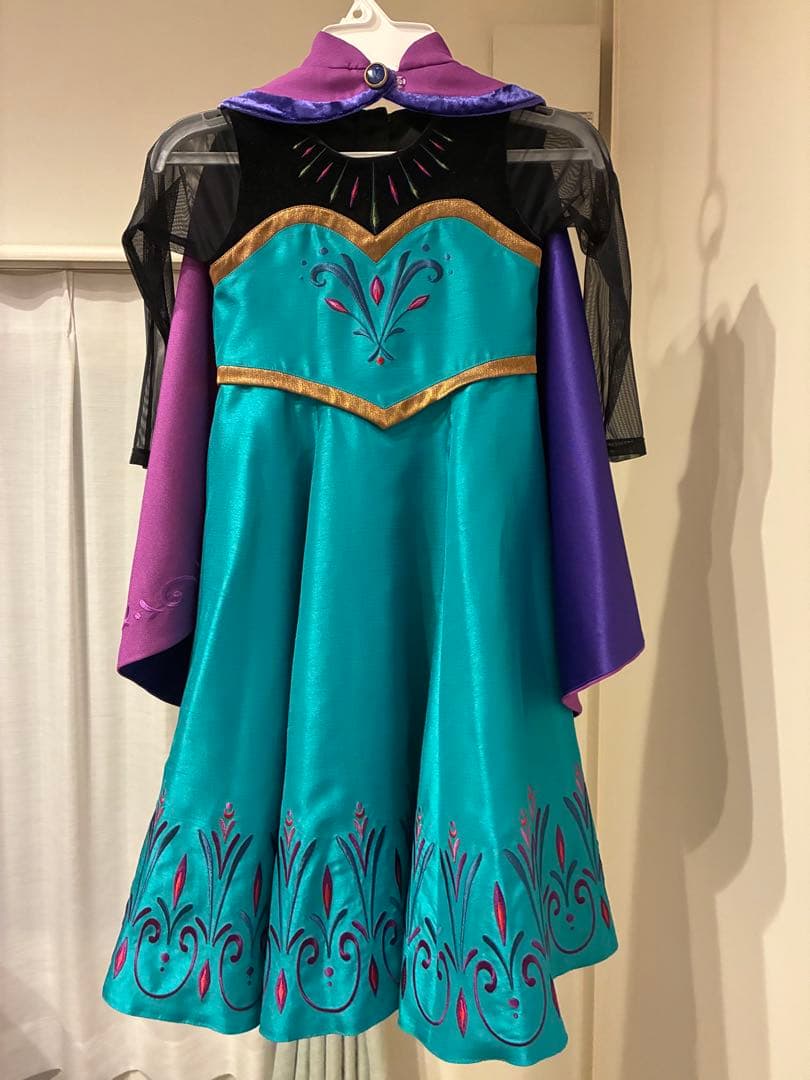 ディズニー　ビビディバビディブティック　エルサ　プレミアムドレス　100