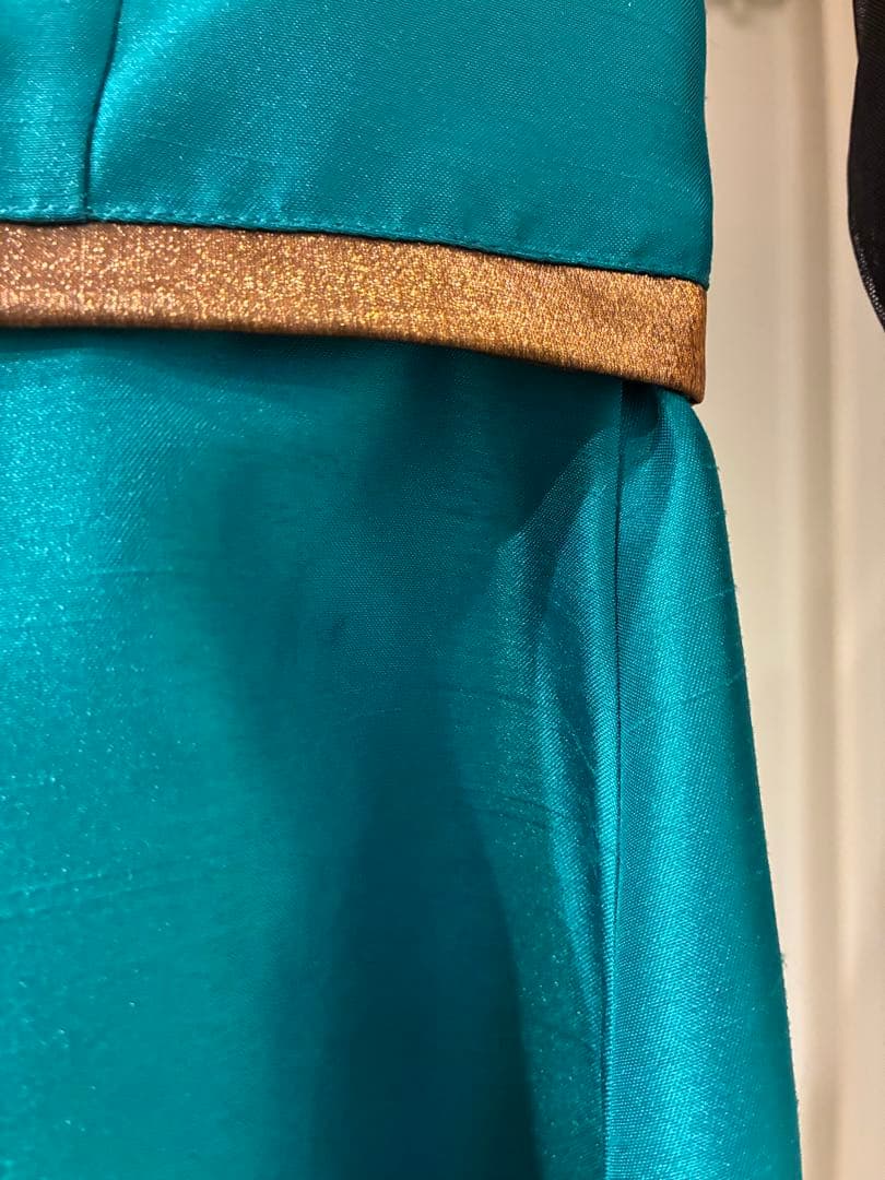 ディズニー　ビビディバビディブティック　エルサ　プレミアムドレス　100