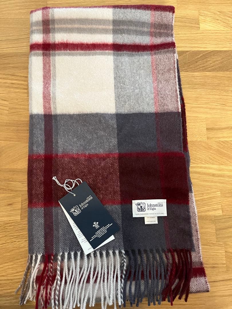Johnstons of Elgin カシミア チェック柄マフラー