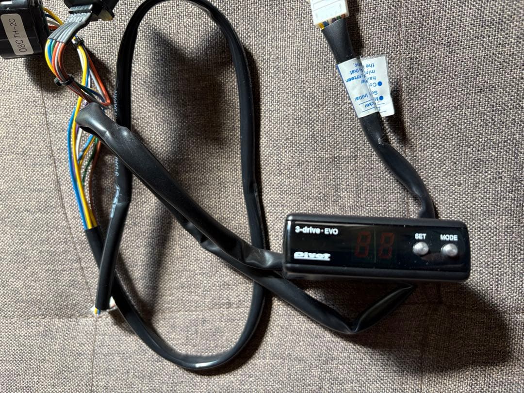 JB74 pivot 3-drive EVO スロットルコントローラー