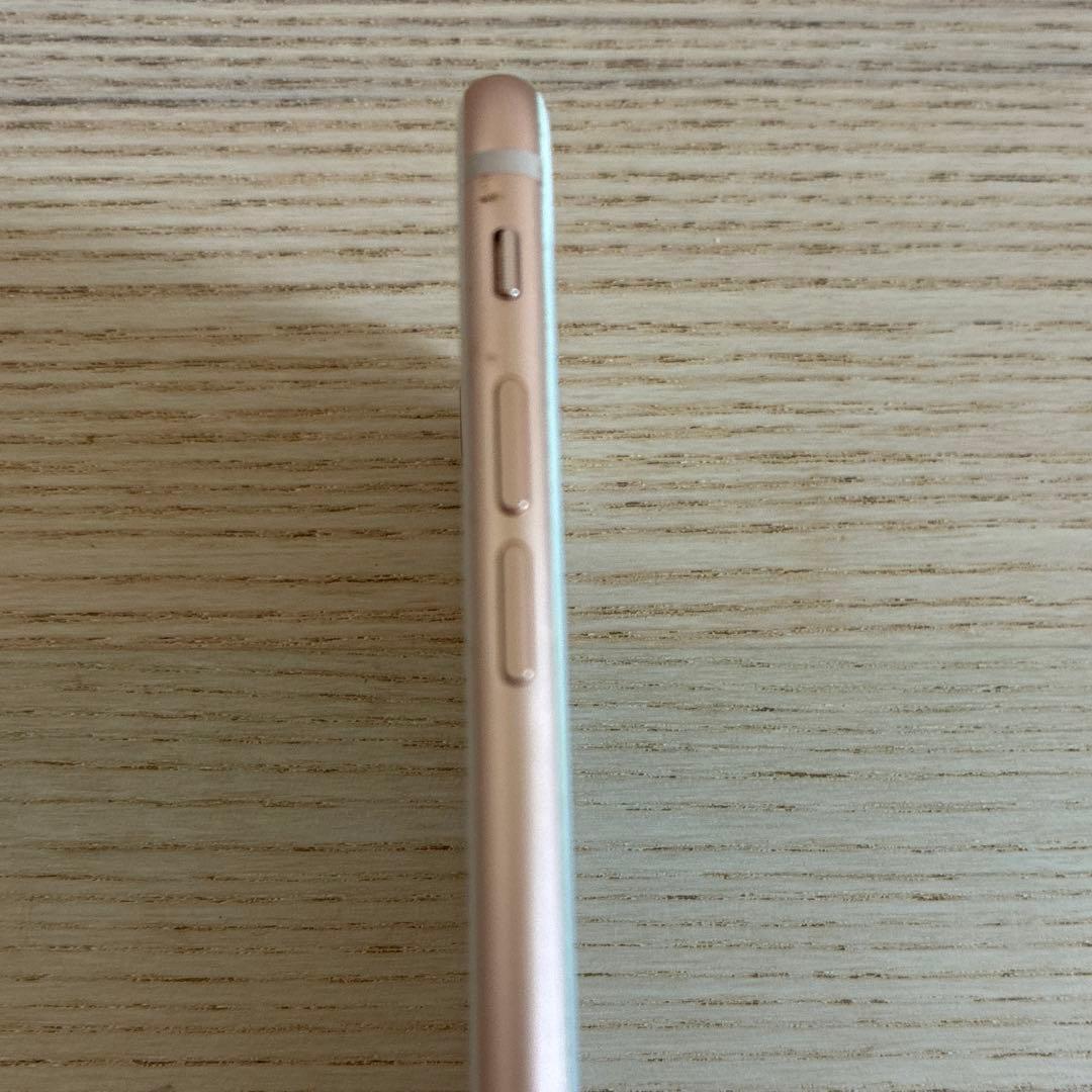S*）様 【中古】iPhone8 ゴールド 256GB
