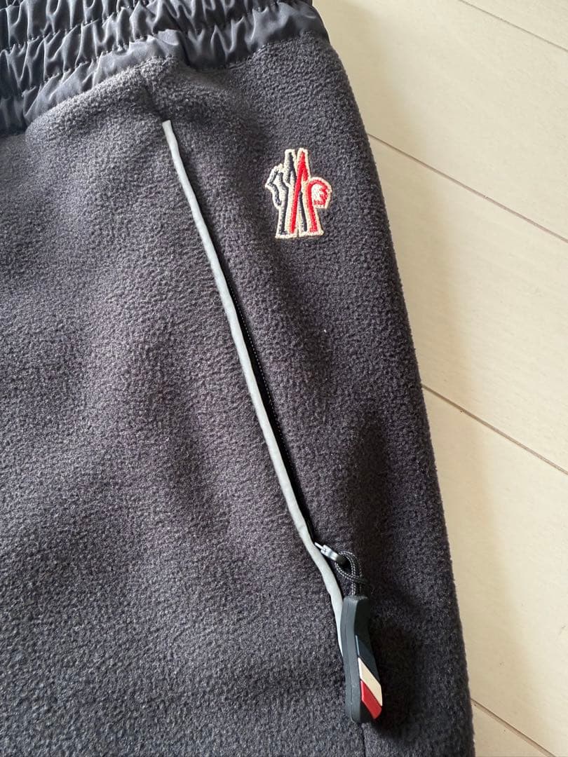 MONCLER GRENOBLE モンクレール グルノーブルブラックカーゴパンツ