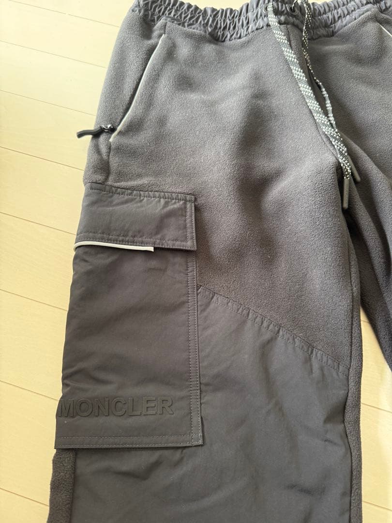 MONCLER GRENOBLE モンクレール グルノーブルブラックカーゴパンツ