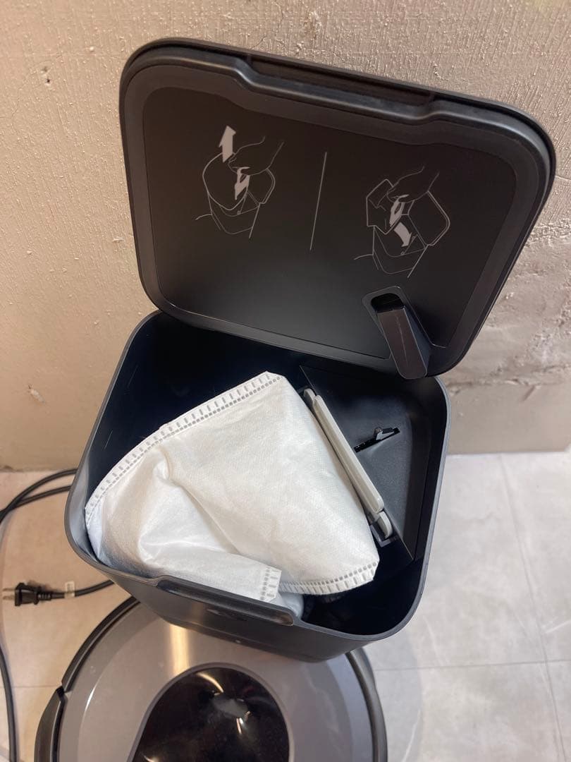 美品 IROBOT ルンバ I7+ ロボット掃除機