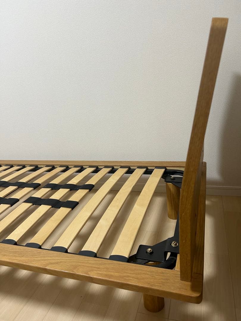 無印良品　ベッドフレーム　スモールシングル　オーク材