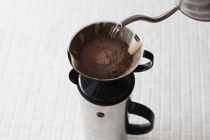 ステルトンバキュームジャグ(ホワイト1L)新品未使用品