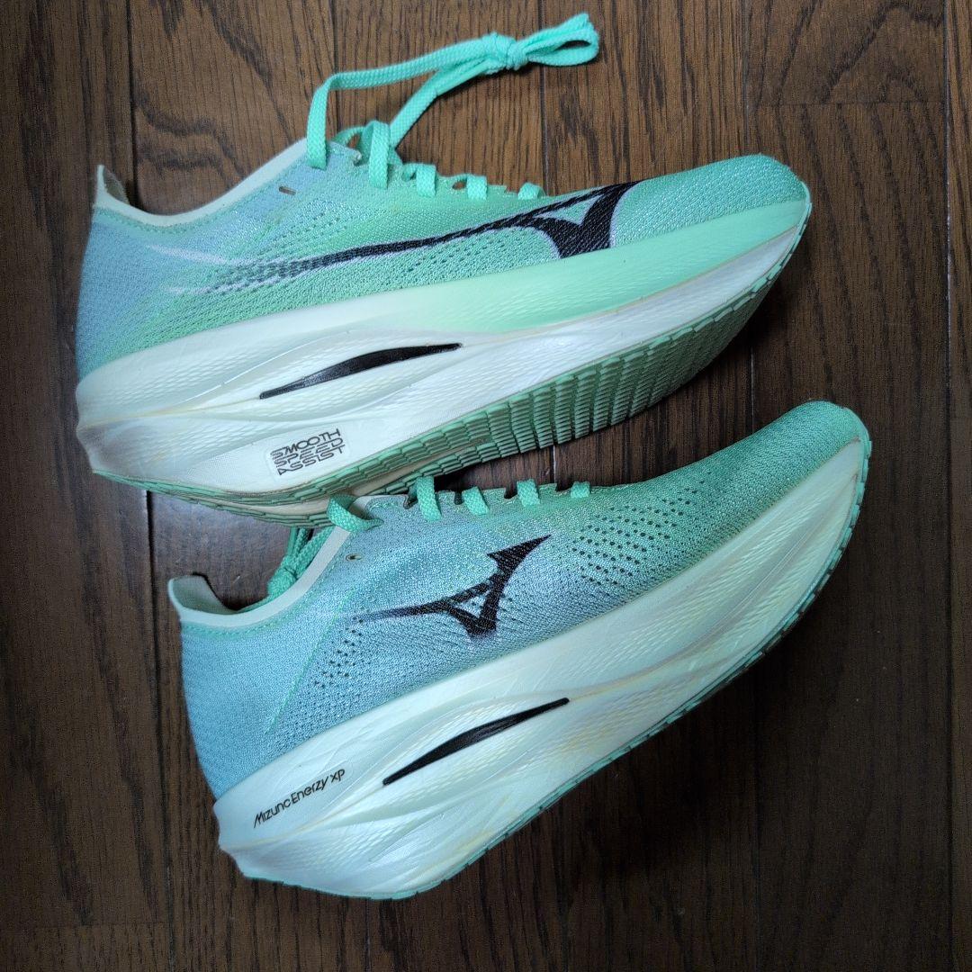 ミズノ ウエーブリベリオンプロ３ 24.5cm