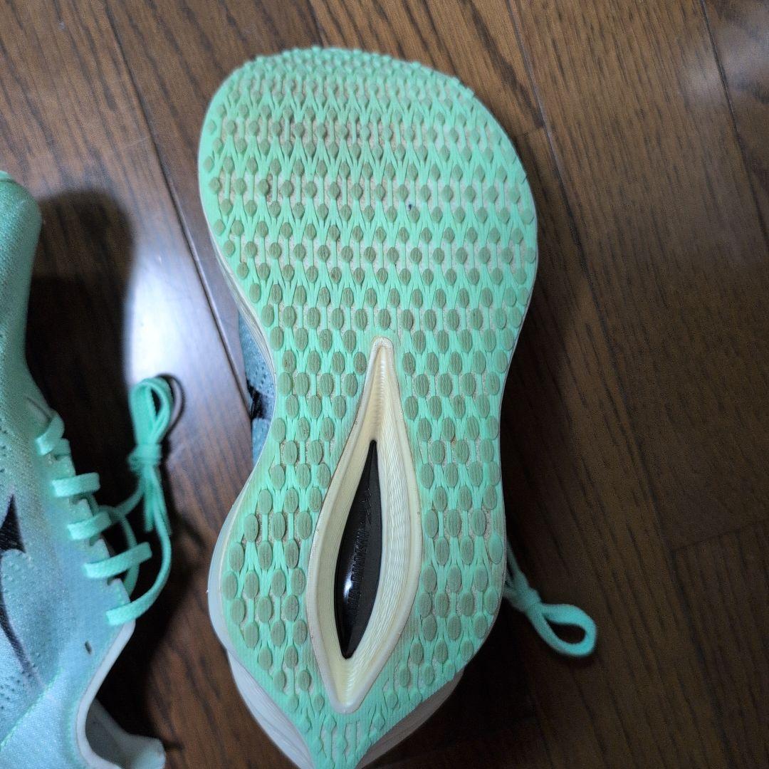 ミズノ ウエーブリベリオンプロ３ 24.5cm