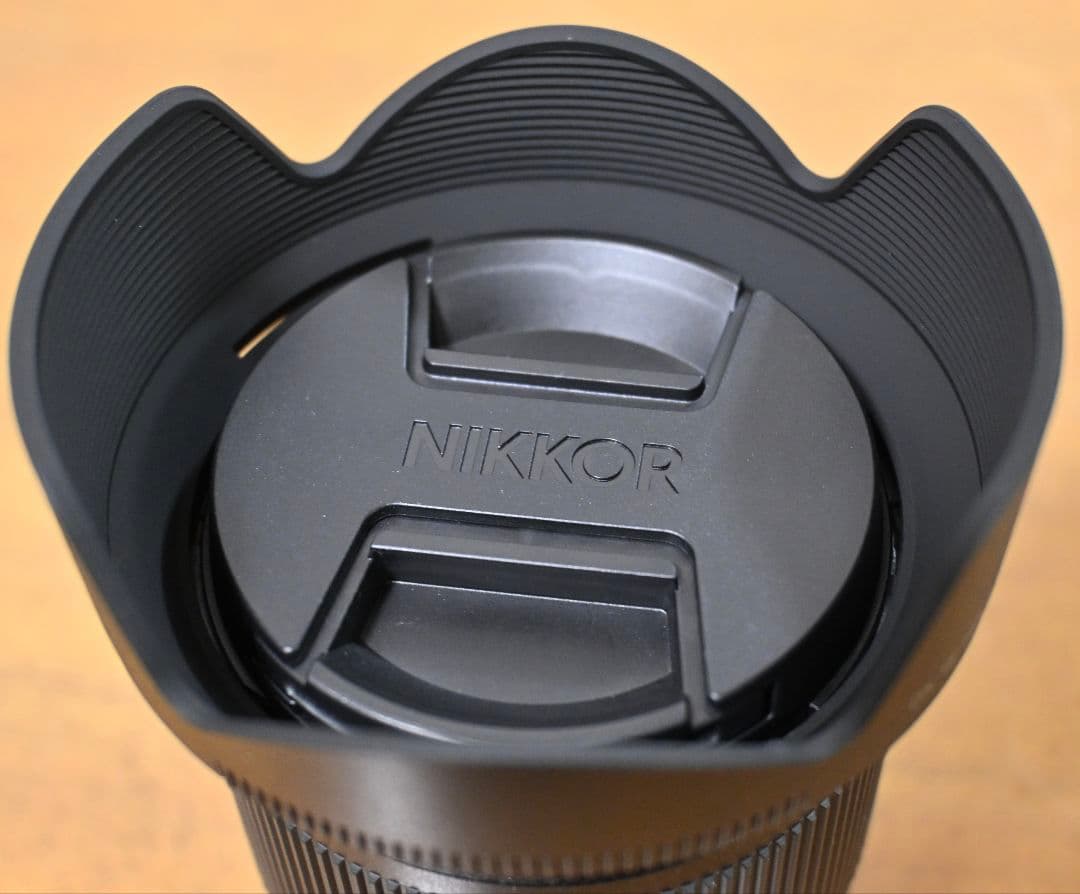 Nikon Z DX 18-140mm f/3.5-6.3 別売レンズフード付