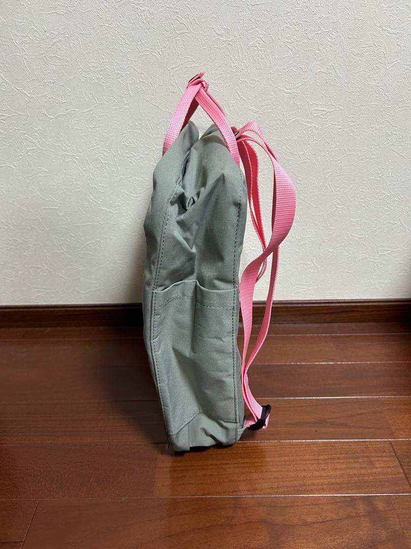 FJÄLLRÄVEN KANKEN グレー リュック