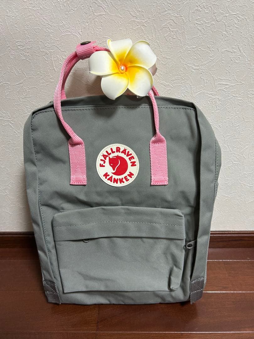 FJÄLLRÄVEN KANKEN グレー リュック