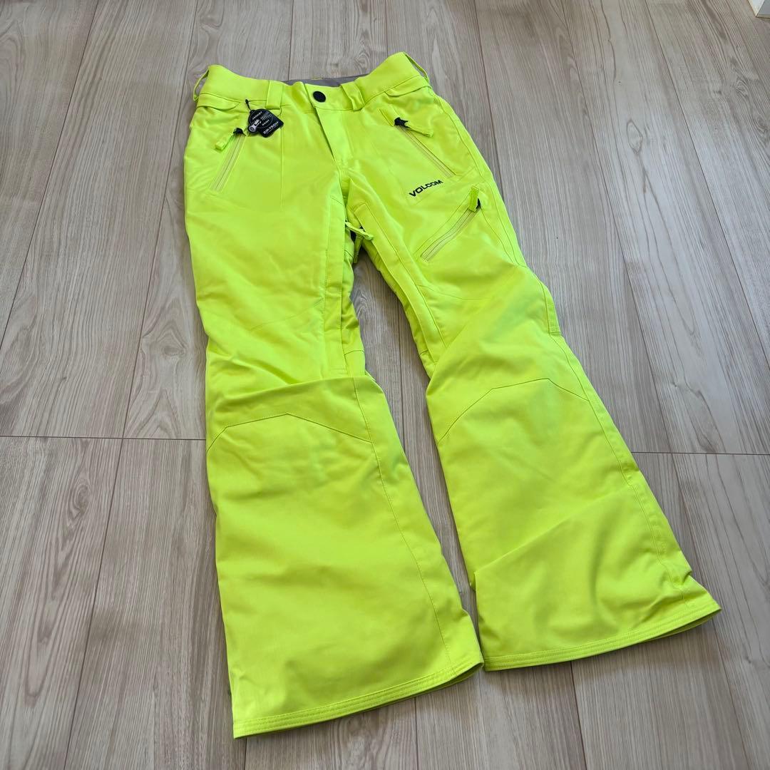 新品○VOLCOMボルコム○ジュニアスノーボードスキーウェアジャケット&パンツ