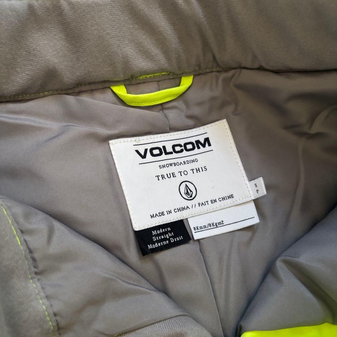 新品○VOLCOMボルコム○ジュニアスノーボードスキーウェアジャケット&パンツ