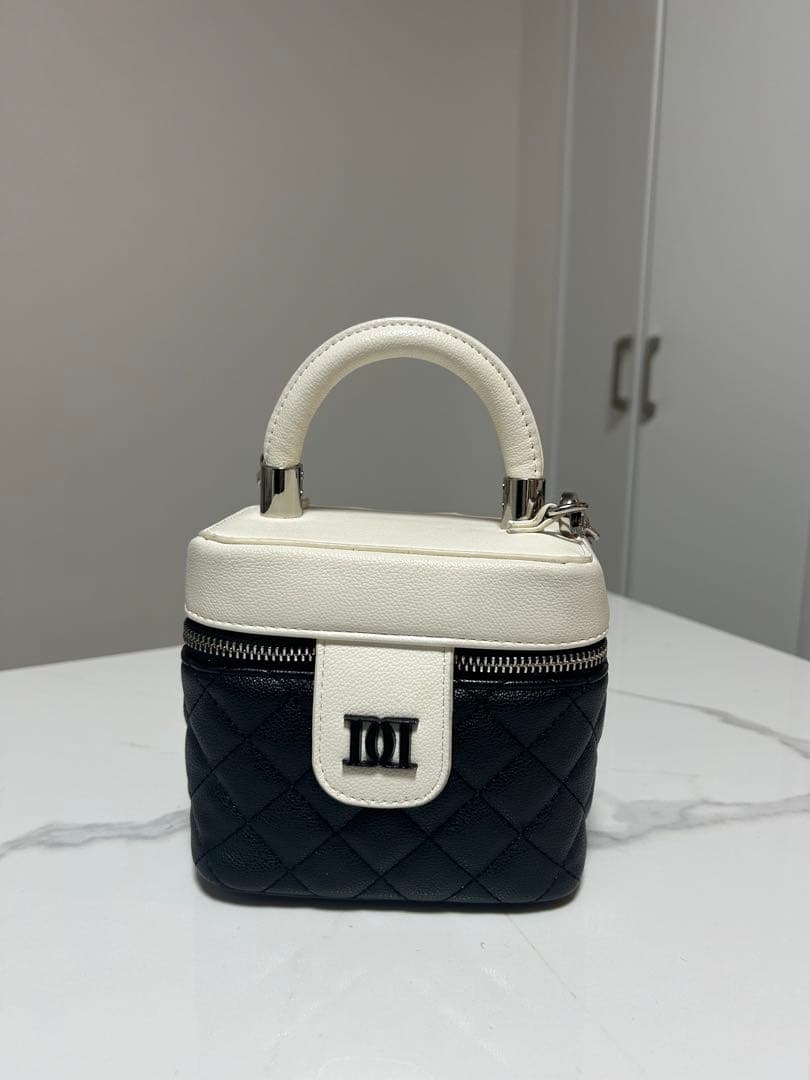 darich バニティバッグ