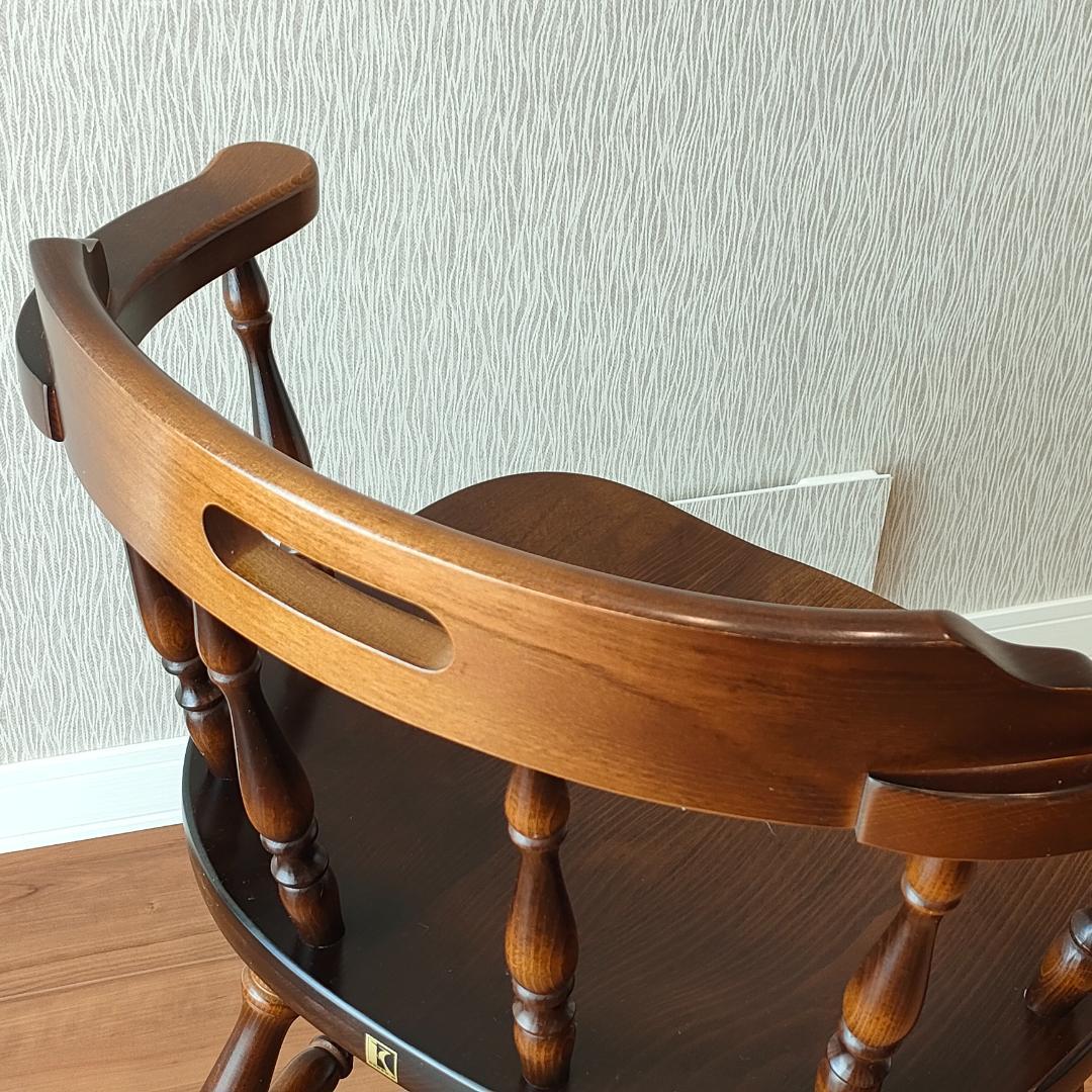 〈美品〉キツツキ　アームチェア　キャプテン　持ち手　ろくろ脚