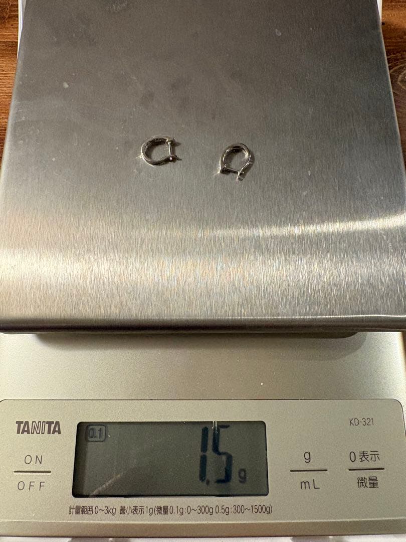 ジュエリーツツミ　K14ホワイトゴールド　ダイヤモンド　ピアス