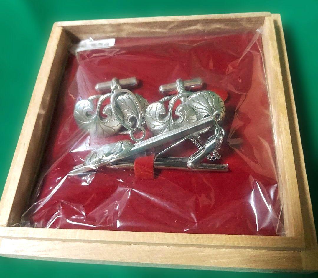 美品 銀製品 秋田 伝統工芸品 ネクタイピン カフスボタン 桐箱入り