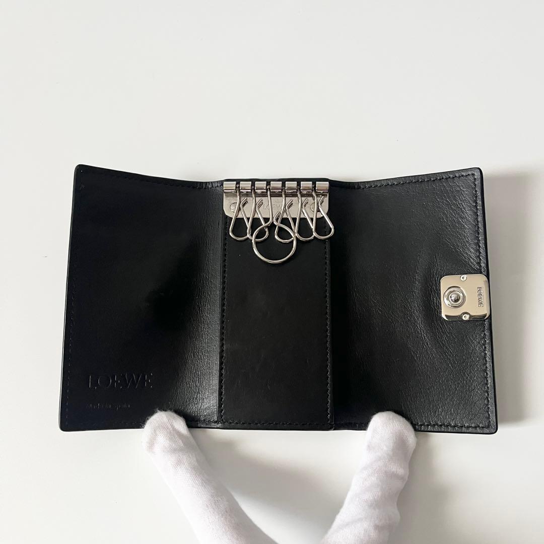 ロエベ　6連キーケース　アナグラム　レザー　黒　ブラック　ユニセックス