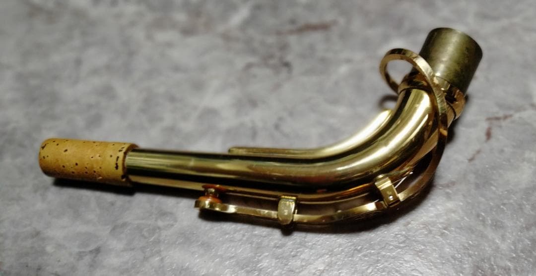 ヤマハYAS-275 アルトサックス本体とケース、付属品