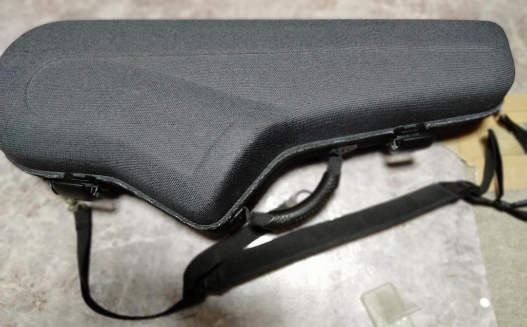 ヤマハYAS-275 アルトサックス本体とケース、付属品