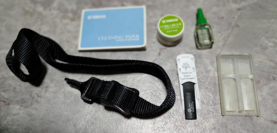 ヤマハYAS-275 アルトサックス本体とケース、付属品