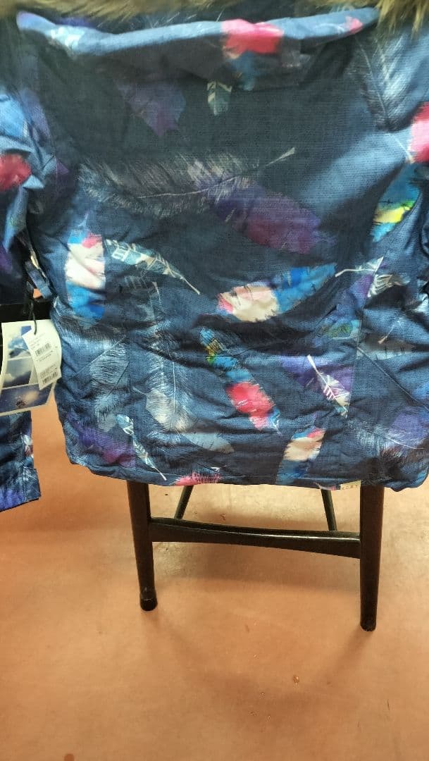 【未使用】ROXY ロキシー　キッズ　スキーウェア140