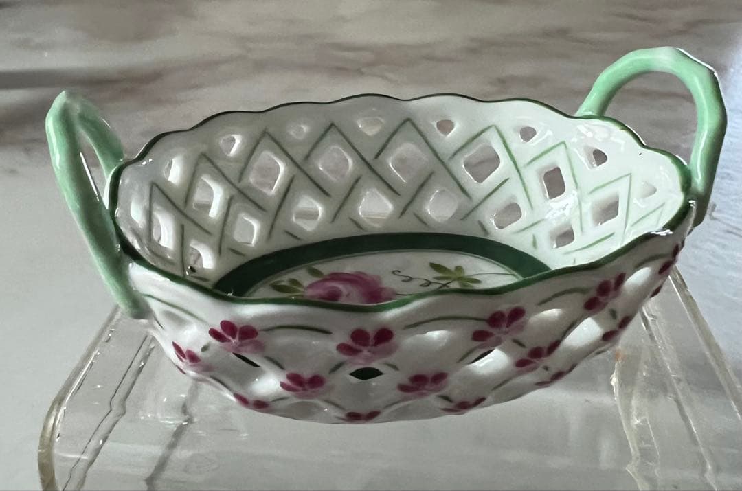 Herend ヘレンド ウィーンの薔薇 陶器 ミニバスケット - メルカリ