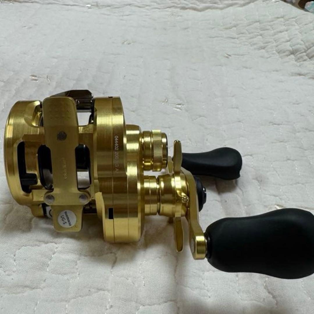 daichi！【美品】SHIMANO22カルカッタコンクエスト 200XG