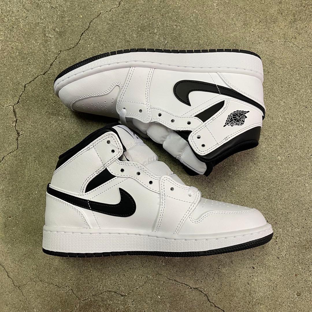 Nike GS Air Jordan 1 Mid White/Black 25㎝