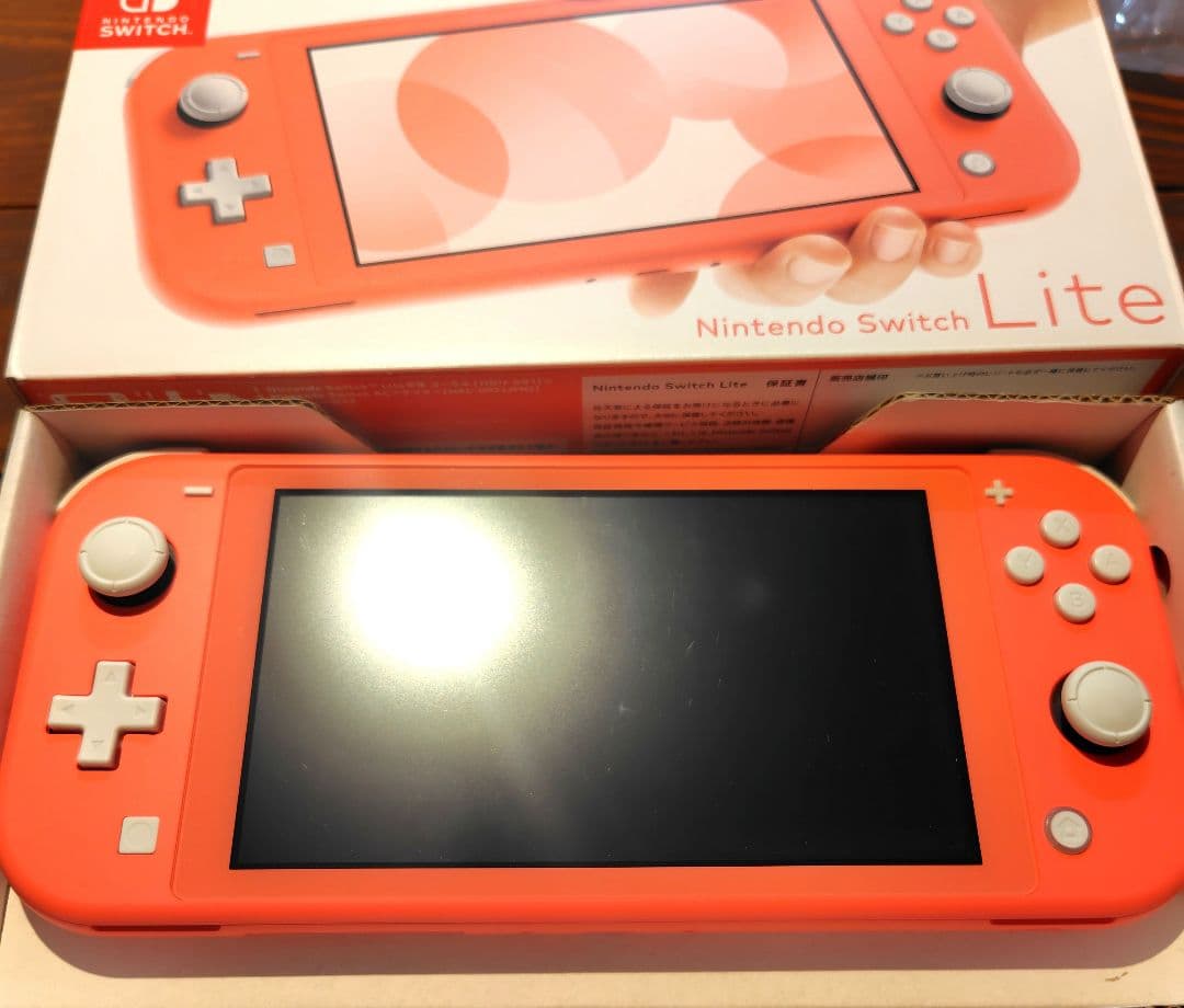 Nintendo Switch Lite 任天堂 スイッチ コーラルピンク 美品