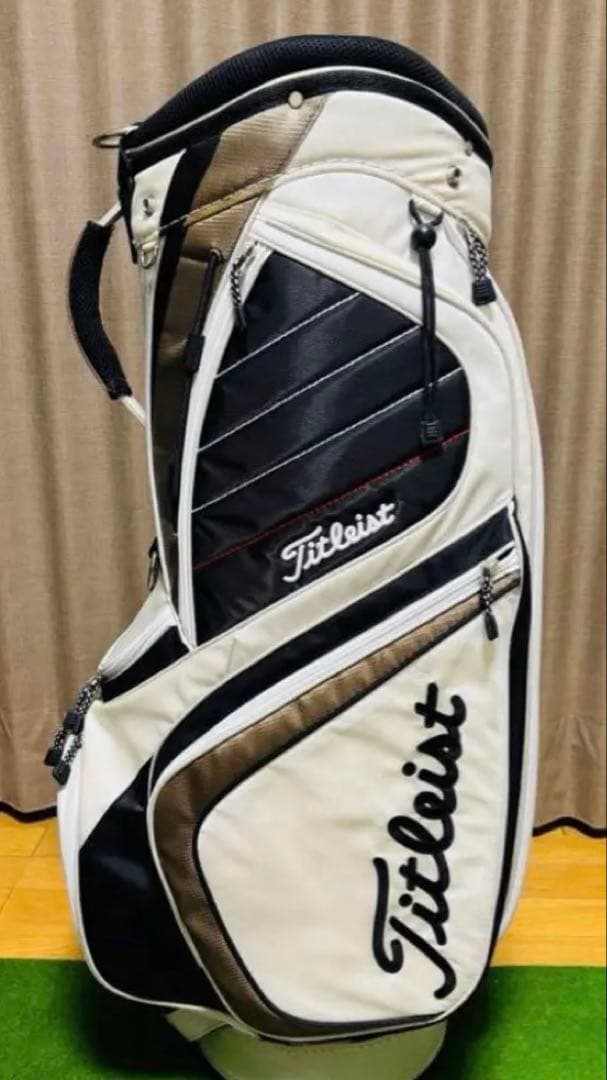 ツ*ん様 早い者勝ち！Titleist キャディバッグ ホワイト/ブラック/