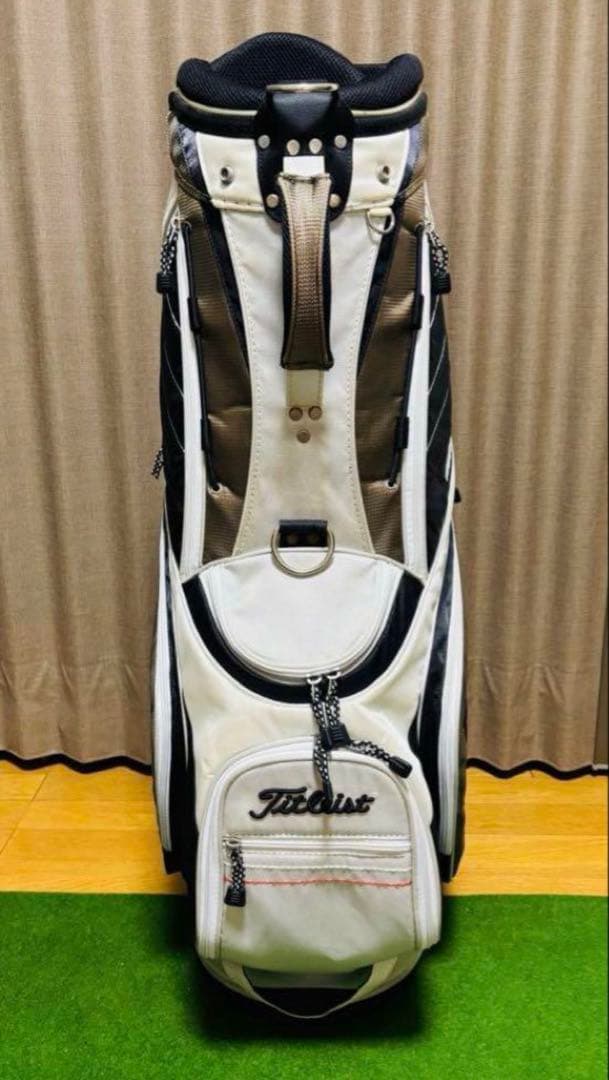 ツ*ん様 早い者勝ち！Titleist キャディバッグ ホワイト/ブラック/