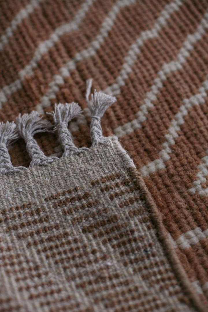 72×63 モロッコ　ベニワレン　新品　ウール　ホワイト　ブラウン