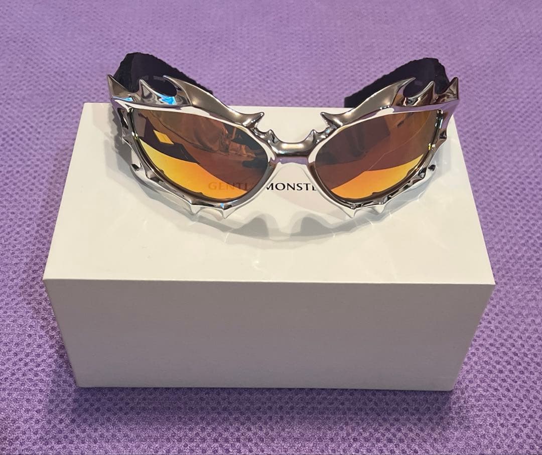 【新品・未使用】ジェントルモンスター×鉄拳　サングラス+グローブ