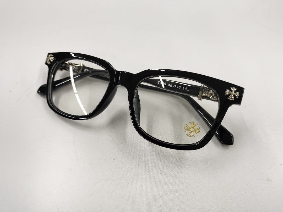 シルバー装飾付きブラックフレーム　サングラス　クロムハーツ好きに！