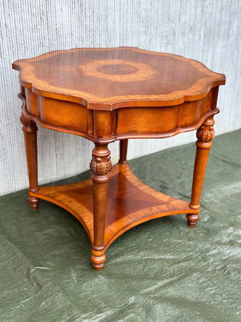 【オケージョナルテーブル】チェスト　木製　花台　飾台　収納　アンティーク◎