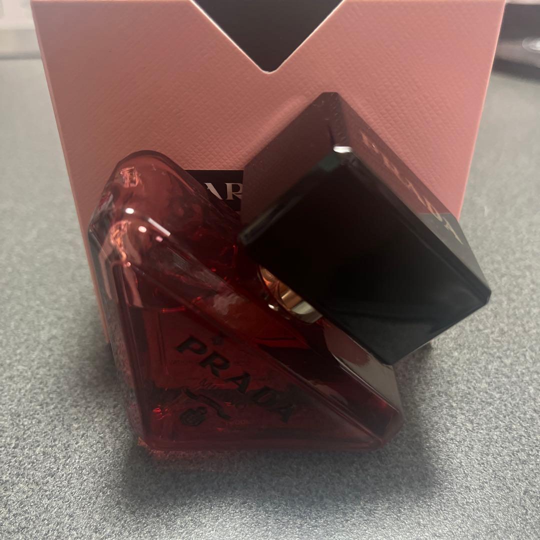 PRADA PARADOXE ラディカル エッセンス パルファム 30ml