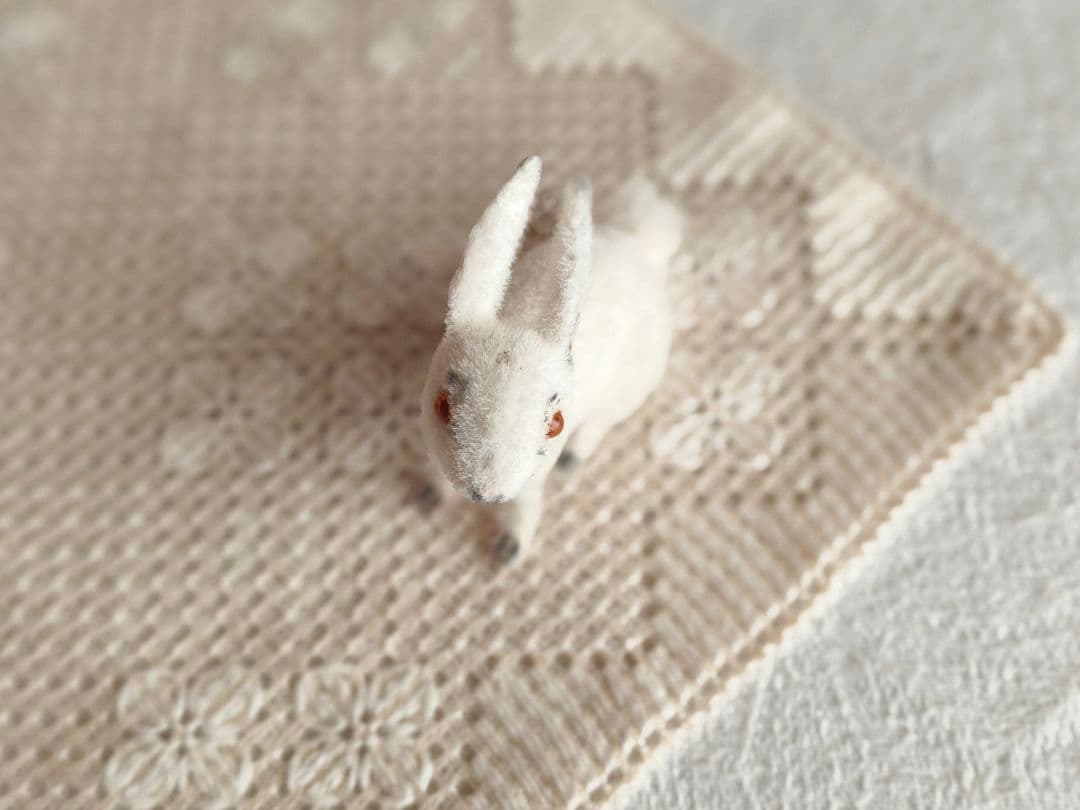 【ちびたんさま】vintage ୨୧ 真っ白な 可愛い ウサちゃん