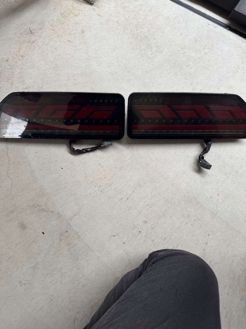 jb64 テールランプ 2個セット レッド/ブラック - メルカリ