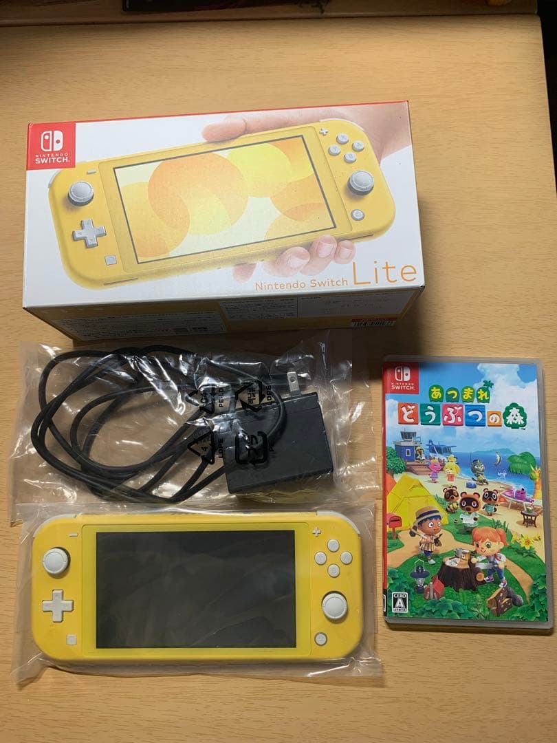 Nintendo Switch Lite イエロー あつ森ソフト付き訳アリ】Nintendo