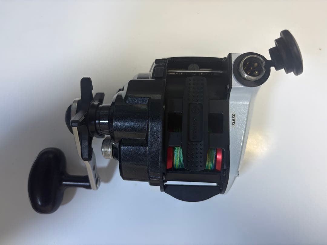 シマノ電動リール プレイス　1000 ホワイト