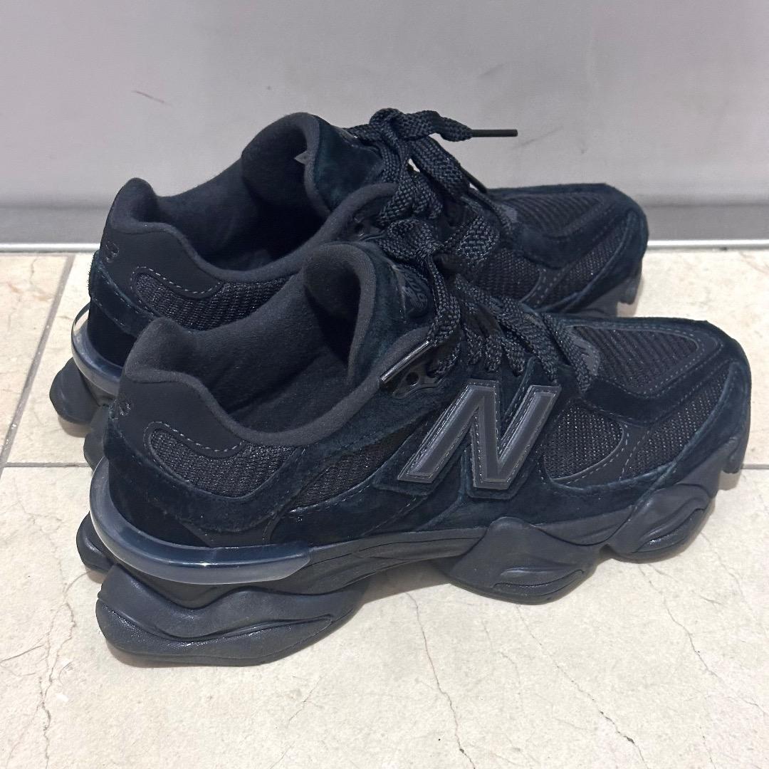 極美品 23cm ニューバランス 9060 トリプルブラック U9060BPM